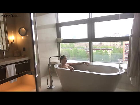 ❤️ Ogromna laska namiętnie waląca sobie cipkę w łazience ❤ Anal porn at us pl.killvs.top ﹏